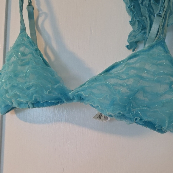 Blue Ruffled Lingerie Set - Picture 5 of 7
